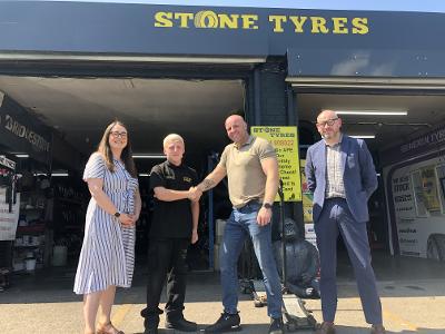 Stone Tyres W2W Stone Tyres W2W